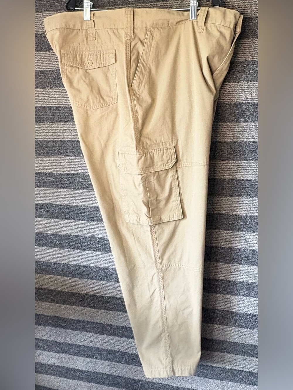 Tommy Hilfiger Beige Men’s Wide Leg Cargo Pants 42 x 30 EUC - Picture 5 of 7